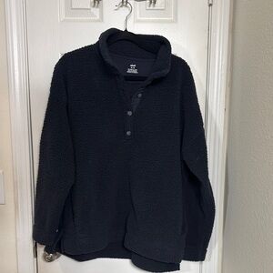 American Eagle Women’s Navy Sherpa